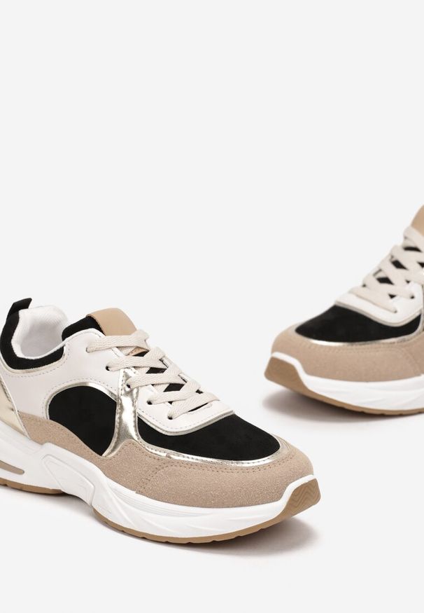 Born2be - Beżowo-Czarne Sneakersy z Metaliczną Lamówką Ovanaia. Okazja: na co dzień. Kolor: beżowy. Materiał: jeans