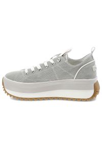 Szare Sneakersy Tamaris Stylowe Obuwie Damskie Na Platformie. Okazja: na co dzień. Zapięcie: sznurówki. Kolor: szary. Materiał: materiał. Szerokość cholewki: normalna. Obcas: na platformie