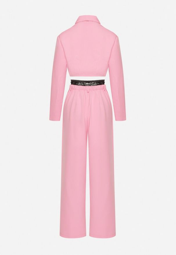 Born2be - Różowy Komplet Krótka Marynarka z Usztywnionymi Miseczkami i Szerokie Spodnie Liozana. Kolor: różowy. Materiał: koronka. Wzór: koronka