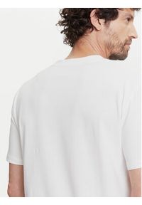 Marc O'Polo T-Shirt B21 2012 51382 Biały Regular Fit. Typ kołnierza: polo. Kolor: biały. Materiał: bawełna #3