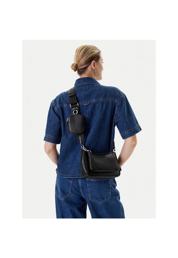 Hugo - Torebka HUGO. Kolor: czarny