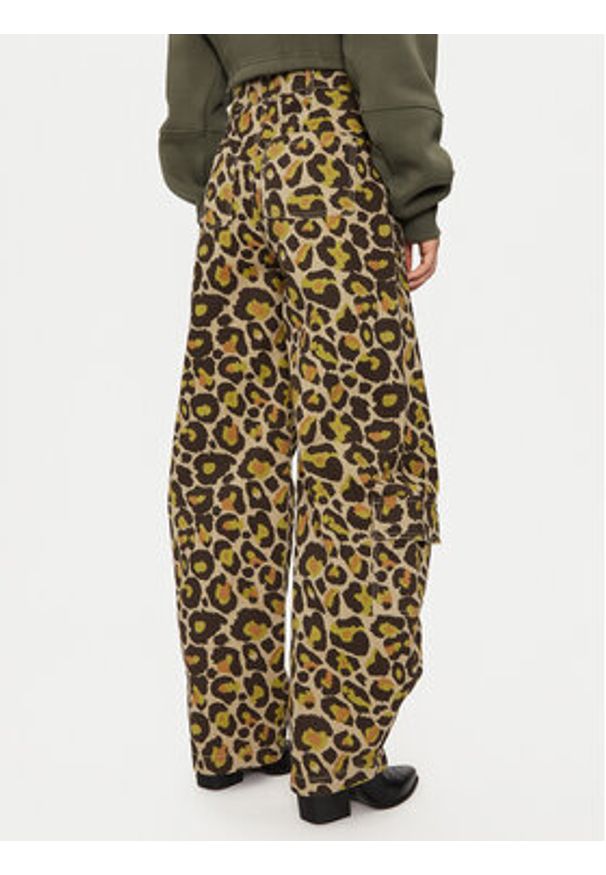 Alpha Industries Spodnie cargo 148021C Brązowy Loose Fit. Kolor: brązowy. Materiał: bawełna
