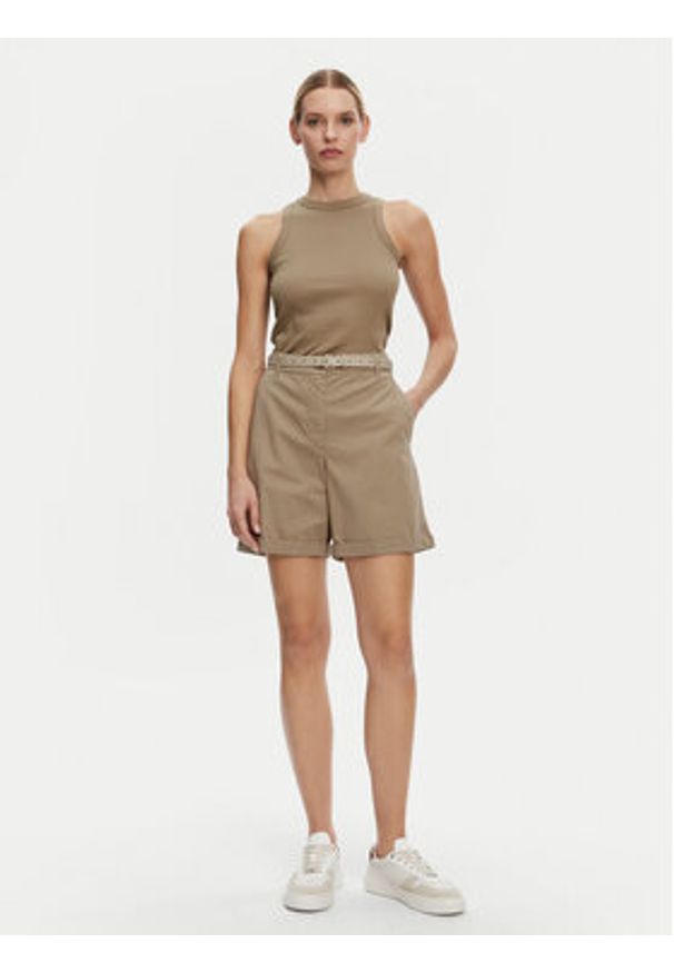 TOMMY HILFIGER - Tommy Hilfiger Szorty materiałowe WW0WW42457 Beżowy Regular Fit. Kolor: beżowy. Materiał: bawełna, lyocell