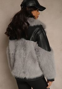 Renee - Szara Kurtka o Kroju Ramoneski z Futrem Sevre. Kolor: szary. Materiał: futro. Styl: rockowy