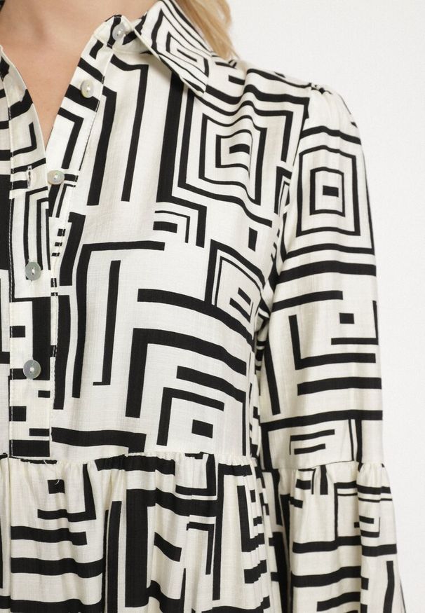 Born2be - Czarna Rozkloszowana Sukienka Koszulowa z Wiskozą w Geometryczny Wzór Alineria. Okazja: na co dzień. Kolor: czarny. Materiał: wiskoza. Wzór: geometria. Typ sukienki: koszulowe. Styl: klasyczny, casual, elegancki