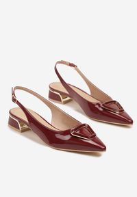 Renee - Bordowe Sandały Vices Typu Slingback na Niskim Obcasie ze Skórzaną Wkładką Geometryczną Ozdobą Lilienia. Zapięcie: sprzączka. Kolor: czerwony. Materiał: skóra. Wzór: geometria, aplikacja. Obcas: na obcasie. Styl: elegancki. Wysokość obcasa: niski #6