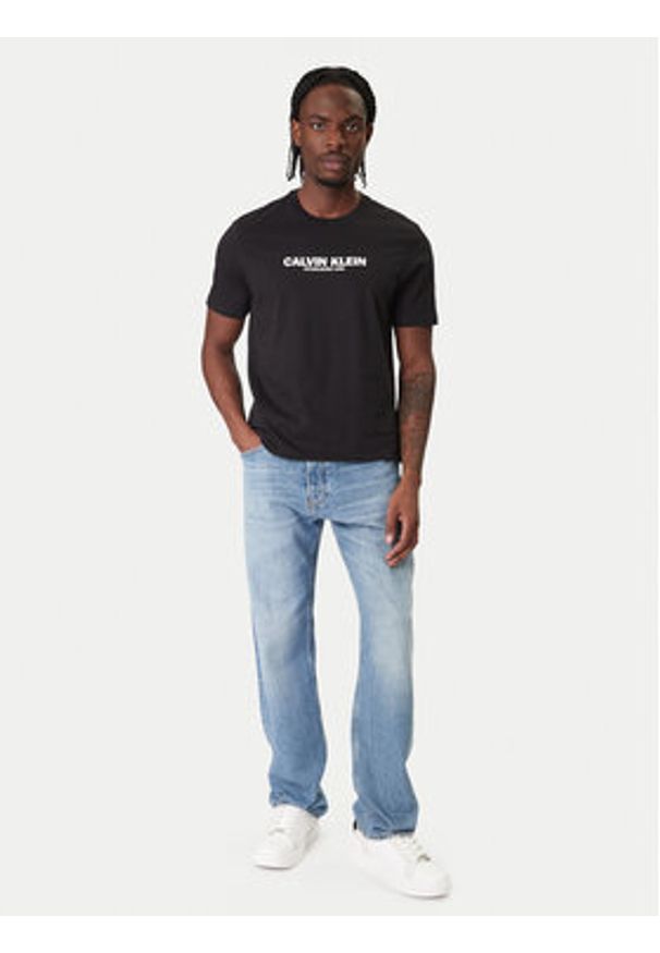 Calvin Klein T-Shirt 30s Graphic LV04RE820G Czarny Regular Fit. Kolor: czarny. Materiał: bawełna