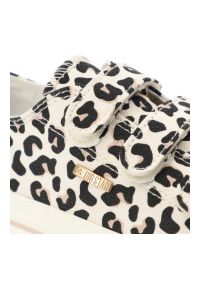 Big-Star - Trampki dziecięce Big Star, cholewka z materiału tekstylnego z modnym motywem zwierzęcym zapięcie na rzepy, białe, TT374171. Zapięcie: rzepy. Kolor: biały. Materiał: materiał. Szerokość cholewki: normalna. Wzór: motyw zwierzęcy #5