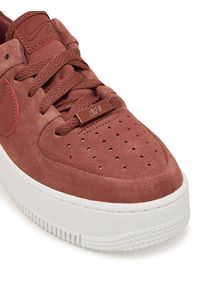 Nike Sneakersy Af1 Sage Low AR5339 204 Czerwony ciemny. Kolor: czerwony. Materiał: skóra, zamsz #4