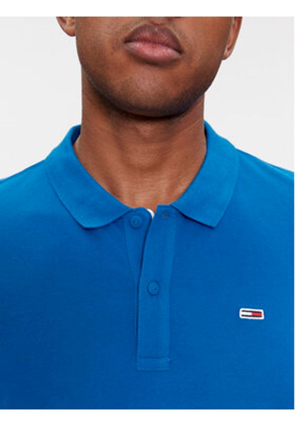 Tommy Jeans Polo DM0DM18312 Niebieski Slim Fit. Typ kołnierza: polo. Kolor: niebieski. Materiał: bawełna