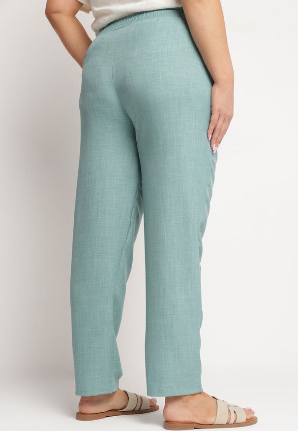 Born2be - Miętowe Spodnie z Wiązaniem w Pasie i Kieszeniami Truvolia. Okazja: na co dzień, na spotkanie biznesowe. Kolor: miętowy. Styl: casual, elegancki, biznesowy