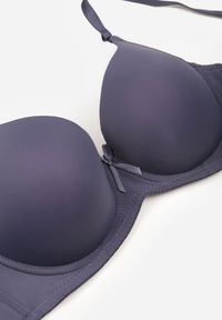 Renee - Granatowy Gładki Biustonosz o Klasycznym Fasonie Zdobiony Kokardką Caloris. Kolor: niebieski. Wzór: aplikacja, gładki #3