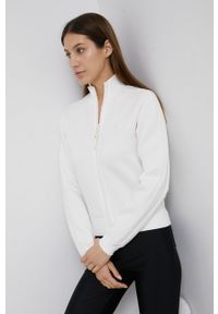 Guess Bluza damska kolor biały z nadrukiem. Okazja: na co dzień. Kolor: biały. Materiał: materiał, wiskoza. Wzór: nadruk. Styl: casual