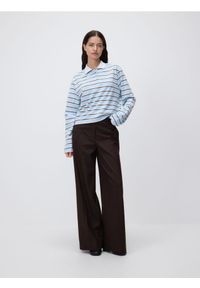 Reserved - Longsleeve polo - jasnoniebieski. Typ kołnierza: polo. Kolor: niebieski. Materiał: bawełna, dzianina. Długość rękawa: długi rękaw