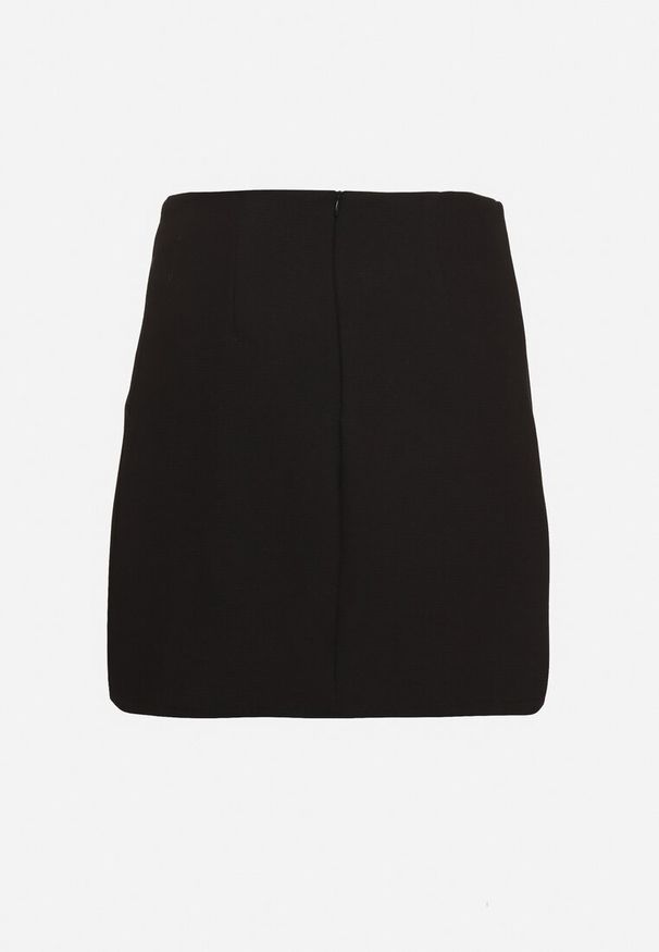 Born2be - Czarna Klasyczna Spódnica z Wiskozą Velezi. Kolor: czarny. Materiał: wiskoza. Styl: klasyczny