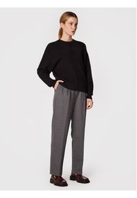 Moss Copenhagen Sweter Britta Jilli 16897 Czarny Relaxed Fit. Kolor: czarny. Materiał: syntetyk