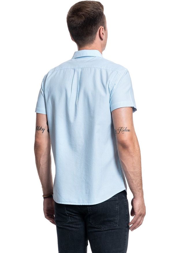 Wrangler - KOSZULA MĘSKA WRANGLER SS 1PKT SHIRT CASHMERE BLUE W5J1BMX2B 112130165