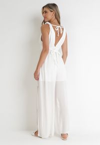 Born2be - Biały Wiskozowy Kombinezon z Gumką w Pasie i Plecionym Sznurkiem z Lnem Evalin. Kolor: biały. Materiał: len, wiskoza. Długość rękawa: na ramiączkach. Wzór: aplikacja #2