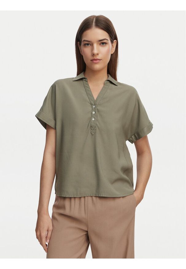 only - ONLY Polo Aris 15364279 Zielony Loose Fit. Typ kołnierza: polo. Kolor: zielony. Materiał: wiskoza