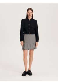 Reserved - Spódnica z zakładkami - jasnoszary. Kolor: szary. Materiał: tkanina. Wzór: gładki #1