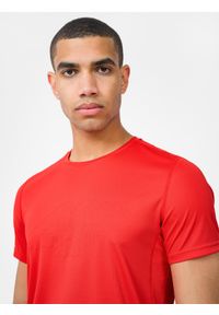 4f - Koszulka treningowa regular szybkoschnąca męska. Kolor: czerwony. Materiał: materiał, dzianina
