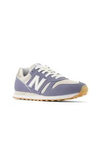 Buty do chodzenia damskie New Balance WL373PJ2. Zapięcie: sznurówki. Kolor: beżowy, niebieski, wielokolorowy. Materiał: syntetyk, zamsz, materiał. Szerokość cholewki: normalna. Model: New Balance 373. Sport: turystyka piesza