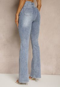 Renee - Niebieskie Klasyczne Jeansy Flare Regular Waist Neliovia. Okazja: na co dzień. Kolor: niebieski. Wzór: aplikacja. Styl: klasyczny #5