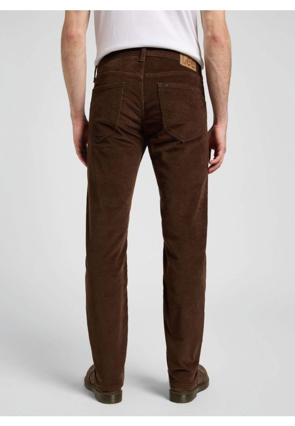 Lee - MESKIE SPODNIE LEE DAREN ZIP FLY ARABICA 112370650