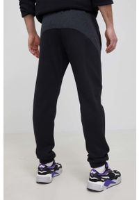 adidas Originals spodnie bawełniane męskie kolor czarny wzorzyste. Kolor: czarny. Materiał: bawełna. Wzór: aplikacja
