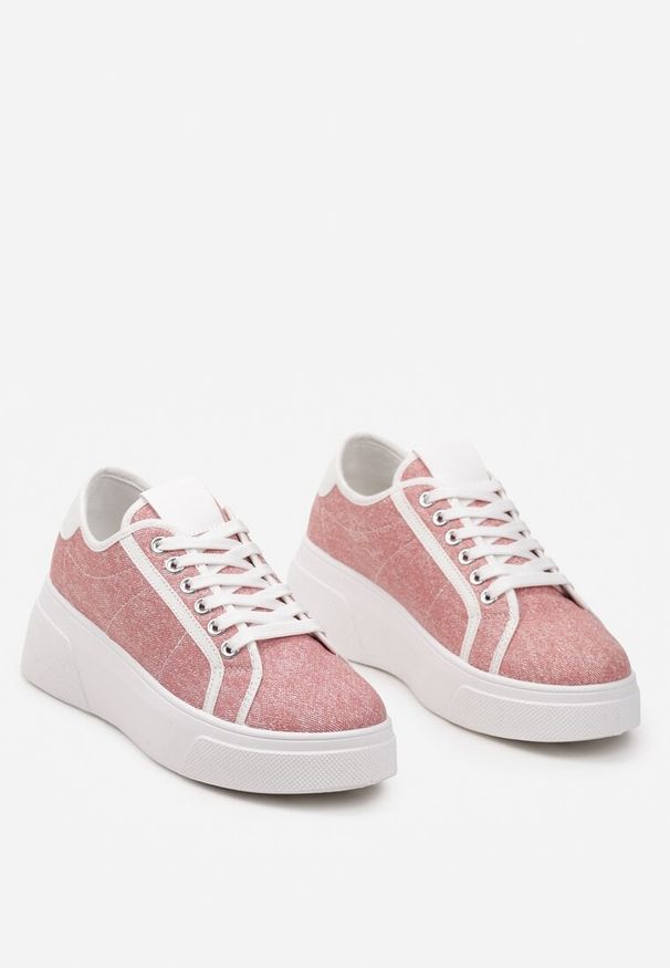 Born2be - Czerwone Sneakersy przed Kostkę na Grubej Podeszwie Crabobia. Okazja: na spotkanie biznesowe. Wysokość cholewki: przed kostkę. Zapięcie: sznurówki. Kolor: czerwony. Materiał: bawełna. Sport: turystyka piesza