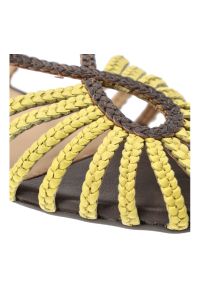 Hot Potatoes by Gioseppo - Sandały damskie Gioseppo, lekka konstrukcja odkryte palce regulowane zapięcie z tyłu płaska podeszwa stabilny obcas pleciony przód, żółte, 79268. Okazja: na co dzień. Zapięcie: klamry. Kolor: żółty. Sezon: lato. Obcas: na obcasie. Styl: casual, elegancki, klasyczny, wakacyjny #3