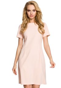 Sukienki.shop - Sukienka trapezowa z kontrafałdą i dekoltem z tyłu na lato pudrowy róż. Okazja: do pracy, na co dzień, na spacer. Kolor: różowy, niebieski. Materiał: skóra, elastan, materiał. Sezon: lato. Typ sukienki: trapezowe. Styl: wakacyjny, casual, elegancki, wizytowy #3