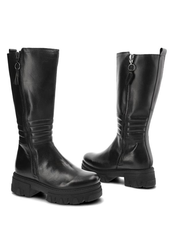 Czarne Kozaki Marco Tozzi Ocieplane Skórzane Buty Damskie. Okazja: na spacer. Kolor: czarny. Materiał: skóra. Szerokość cholewki: normalna. Wzór: aplikacja. Sezon: zima. Obcas: na obcasie. Wysokość obcasa: niski