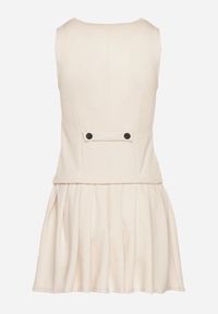 Born2be - Jasnobeżowa Sukienka Góra w Stylu Kamizelki i Rozkloszowany Dół Eviraia. Okazja: na co dzień. Typ kołnierza: dekolt w kształcie V. Kolor: beżowy. Typ sukienki: rozkloszowane. Styl: klasyczny, casual #3