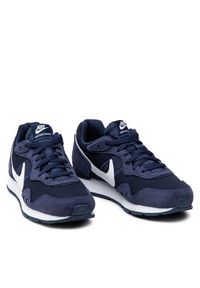 Nike Buty Venture Runner CK2944 400 Granatowy. Kolor: niebieski. Materiał: materiał #3