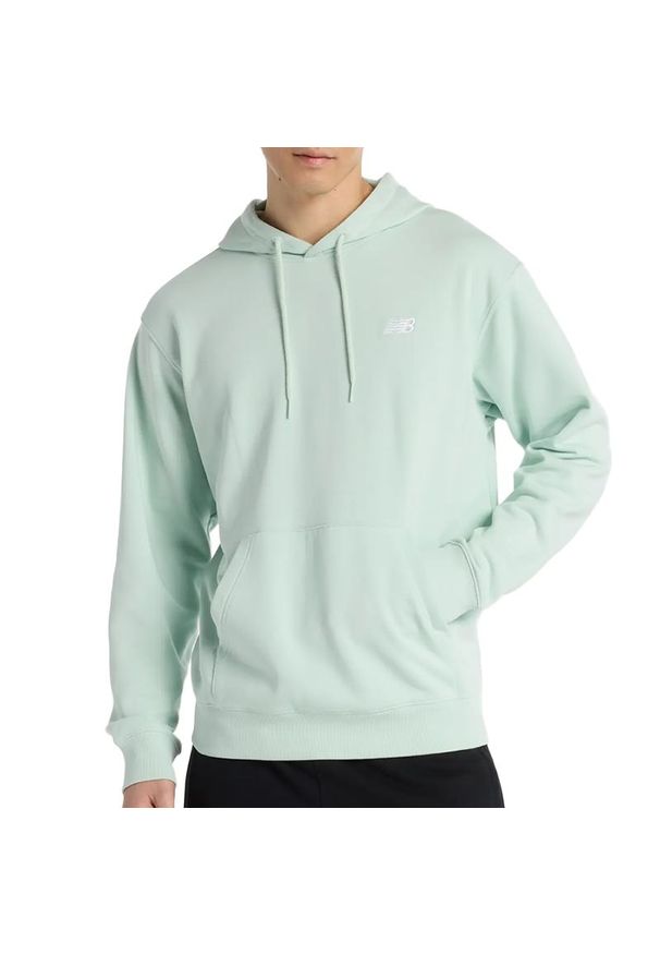 Bluza New Balance MT41508CYS - miętowa. Okazja: na co dzień. Kolor: miętowy. Materiał: dresówka, bawełna, tkanina, poliester. Wzór: aplikacja. Styl: klasyczny, casual