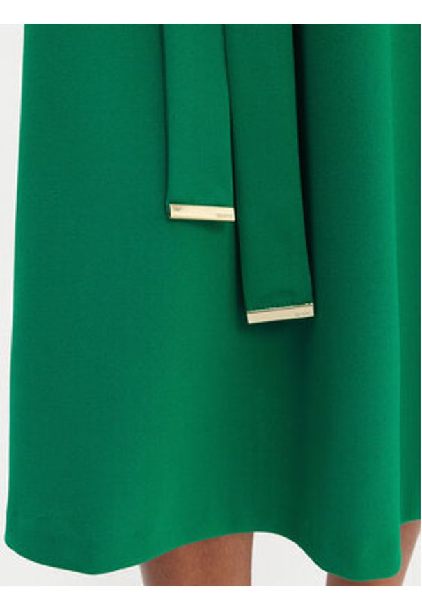 DKNY Sukienka koktajlowa DD6G2848 Zielony Regular Fit. Kolor: zielony. Materiał: syntetyk. Styl: wizytowy