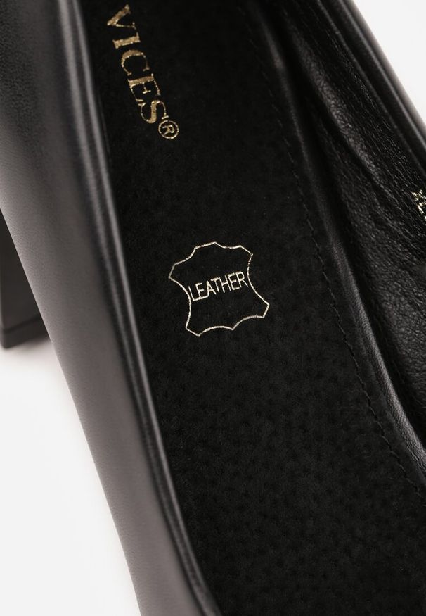 Renee - Czarne Czółenka Vices Basic na Słupkowym Obcasie ze Skórzaną Wkładką Esande. Okazja: na wesele, na imprezę, na ślub cywilny. Kolor: czarny. Materiał: skóra. Obcas: na obcasie. Styl: wizytowy, klasyczny. Wysokość obcasa: średni