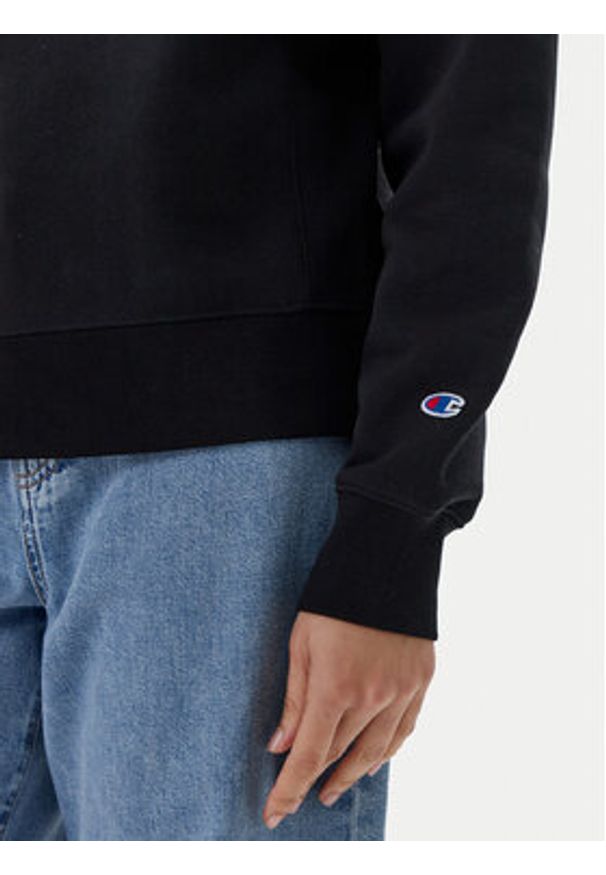Champion Bluza 117871 Czarny Regular Fit. Kolor: czarny. Materiał: bawełna