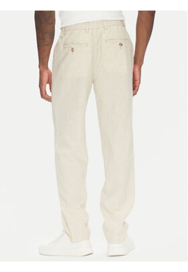 Lindbergh Spodnie materiałowe 30-003030 Beżowy Relaxed Fit. Kolor: beżowy. Materiał: bawełna