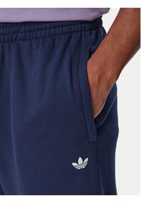 Adidas - adidas Spodnie dresowe Trefoil Essentials French Terry KT2455 Granatowy Regular Fit. Kolor: niebieski. Materiał: bawełna #3