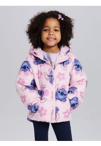 Sinsay - Pikowana kurtka puffer z kapturem Stitch - różowy. Typ kołnierza: kaptur. Kolor: różowy #1
