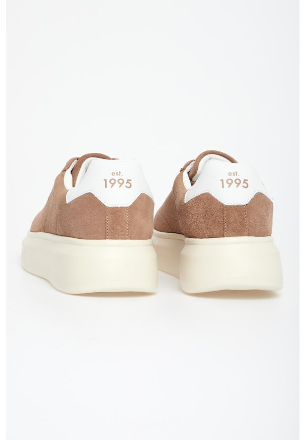 Liu Jo - Sneakersy męskie zamszowe LIU JO. Materiał: zamsz