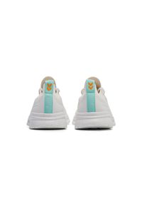 Buty halowe Hummel Reach TR Fit. Kolor: niebieski, biały, wielokolorowy. Sport: fitness