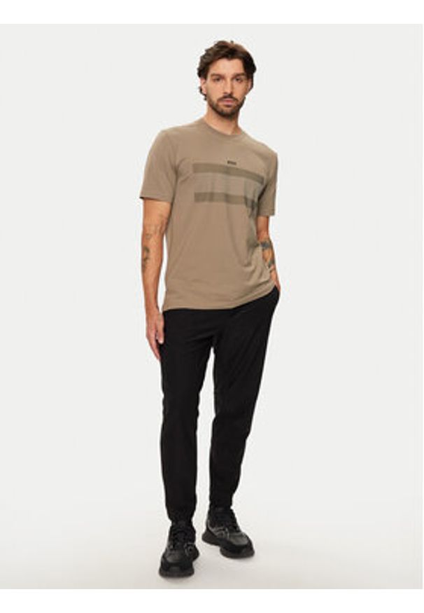 BOSS T-Shirt 50525224 Beżowy Regular Fit. Kolor: beżowy. Materiał: bawełna