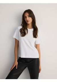 Reserved - T-shirt z bawełny merceryzowanej - biały. Kolor: biały. Materiał: bawełna