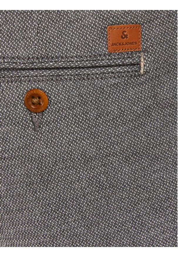 Jack & Jones Chinosy Marco 12206198 Szary Slim Fit. Kolor: szary. Materiał: bawełna