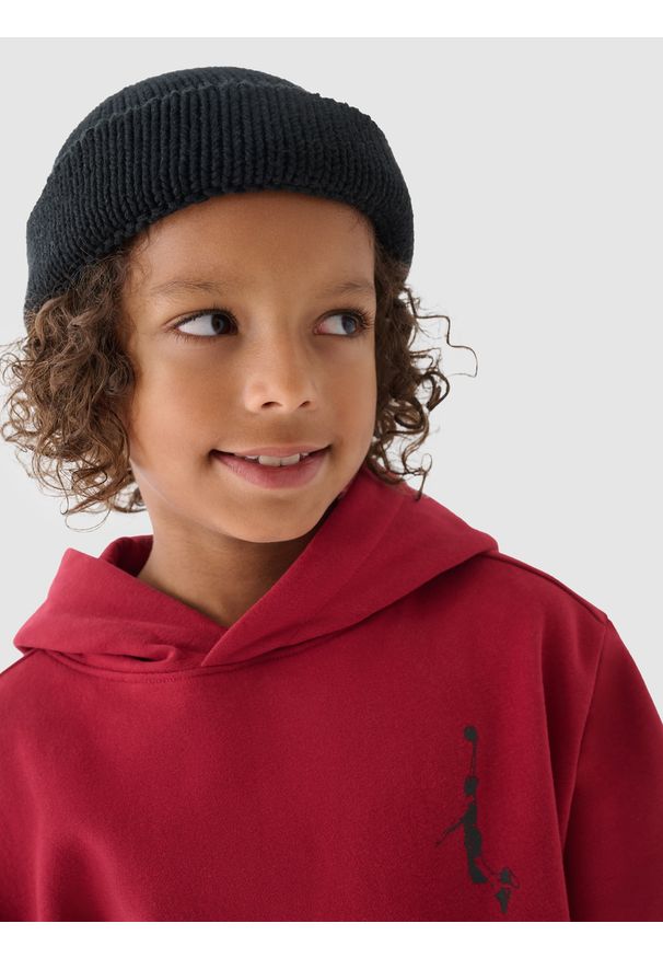 4f - 4F Bluza dresowa nierozpinana z kapturem chłopięca - czerwona 146 (10-11 lat). Okazja: na co dzień. Typ kołnierza: kaptur. Kolor: czerwony. Materiał: dresówka. Wzór: nadruk, ze splotem, gładki. Sezon: lato. Styl: casual, sportowy