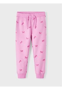 Name it - NAME IT Spodnie dresowe 13213321 Różowy Regular Fit. Kolor: różowy. Materiał: bawełna, dresówka