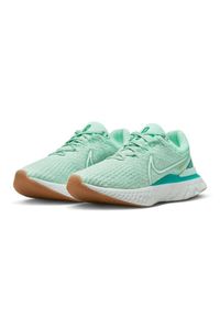 Buty Nike React Infinity Run Flyknit 3 DD3024-301 zielone. Kolor: zielony. Materiał: syntetyk. Szerokość cholewki: normalna. Sport: bieganie